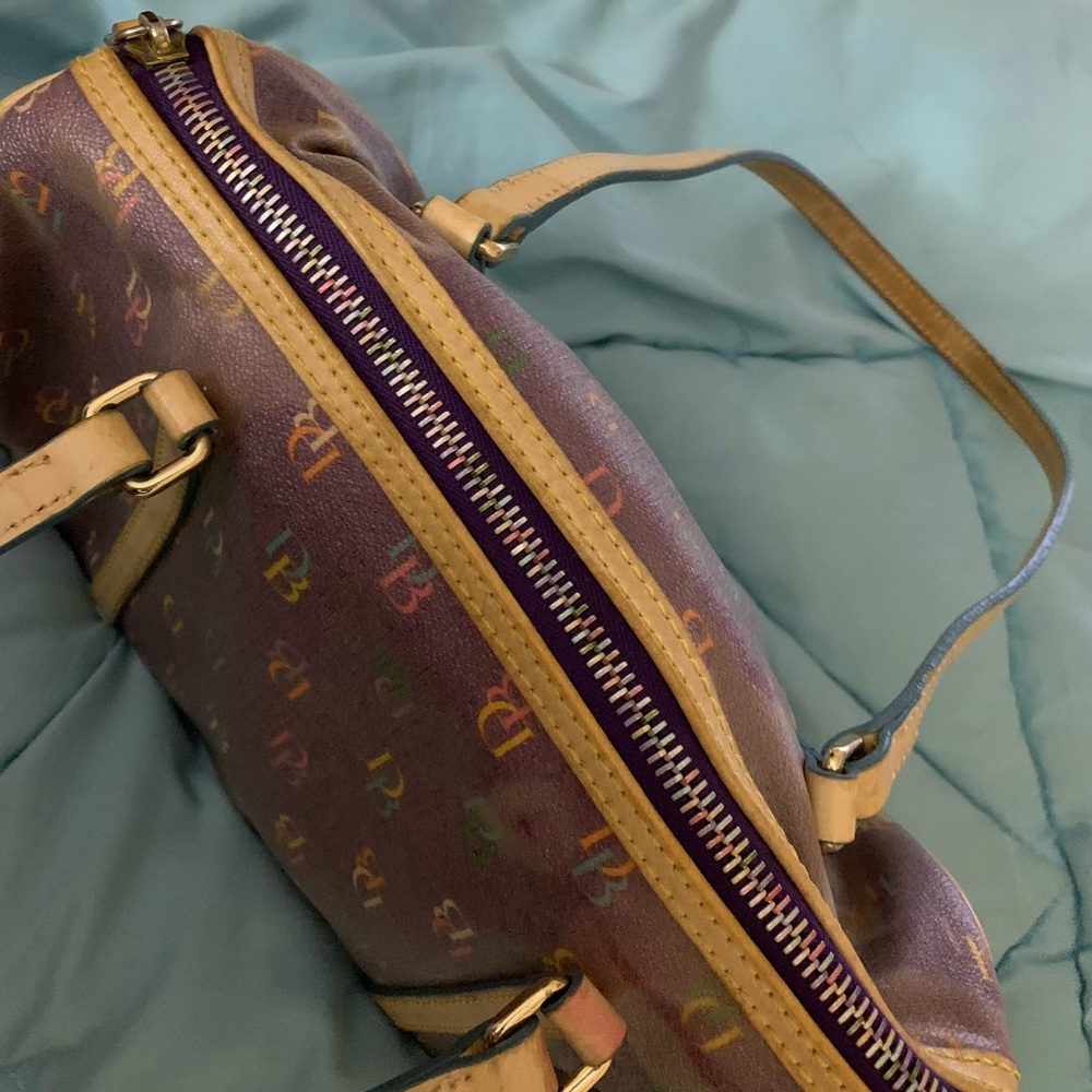 Dooney & Bourke Vintage Purple Shoulder Bag with Multicolor Logo - Picture 4 of 11